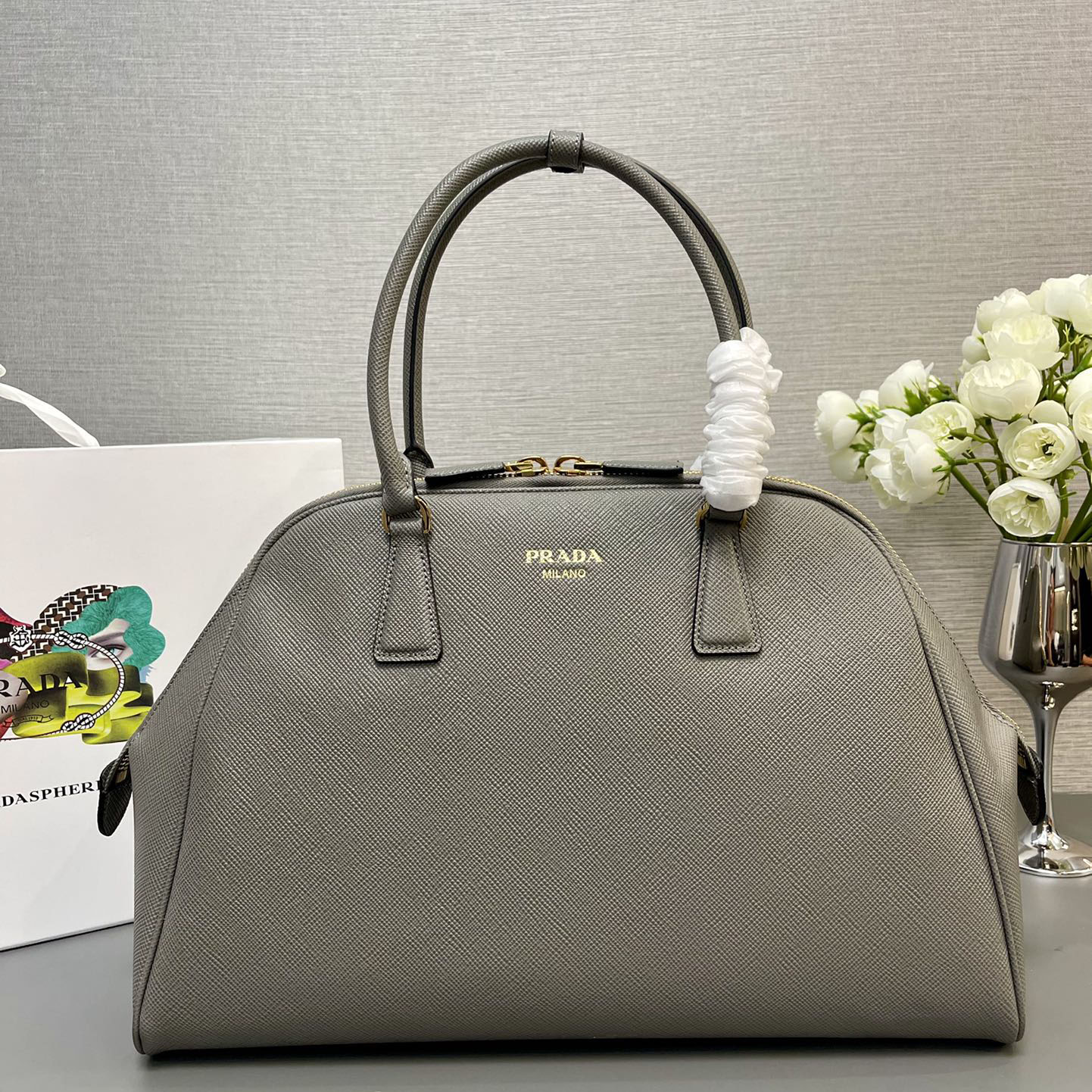 Pra*a top handle bags